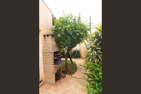 Casa à venda com 206m², 3 quartos e 3 vagas Casa à venda com 206m², 3 quartos e 3 vagasChurrasqueira