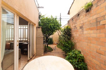 Casa à venda com 206m², 3 quartos e 3 vagas Casa à venda com 206m², 3 quartos e 3 vagasChurrasqueira