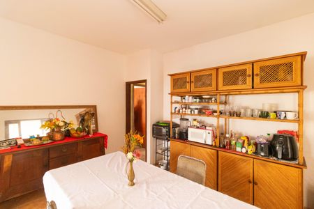 Casa à venda com 206m², 3 quartos e 3 vagas Casa à venda com 206m², 3 quartos e 3 vagasSala de Jantar