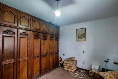 Casa à venda com 130m², 2 quartos e 7 vagas Casa à venda com 130m², 2 quartos e 7 vagasQuarto 2