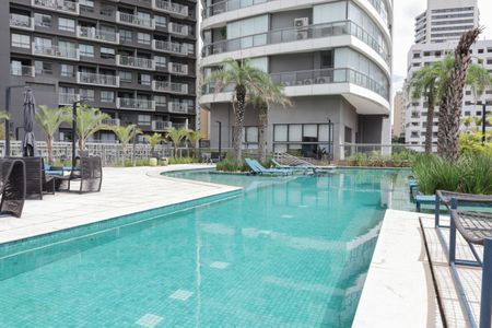 Apartamento para alugar com 134m², 2 quartos e 2 vagas Apartamento para alugar com 134m², 2 quartos e 2 vagasPiscina