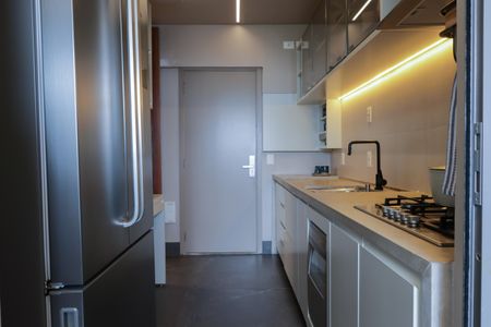 Apartamento para alugar com 134m², 2 quartos e 2 vagas Apartamento para alugar com 134m², 2 quartos e 2 vagasCozinha