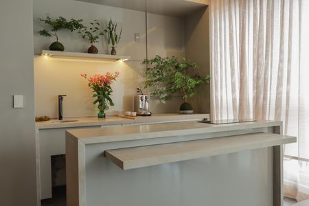 Apartamento para alugar com 134m², 2 quartos e 2 vagas Apartamento para alugar com 134m², 2 quartos e 2 vagasSala