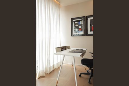 Apartamento para alugar com 134m², 2 quartos e 2 vagas Apartamento para alugar com 134m², 2 quartos e 2 vagasEscritório