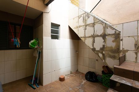 Casa à venda com 115m², 5 quartos e 2 vagasCasa 1 - Quintal