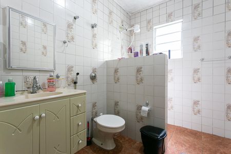 Casa à venda com 115m², 5 quartos e 2 vagasCasa 1 - Banheiro Social