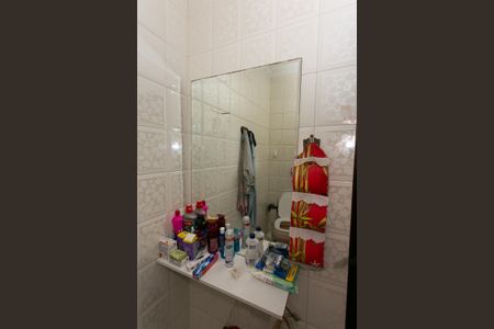 Casa à venda com 115m², 5 quartos e 2 vagasCasa 2 - Banheiro da Suíte