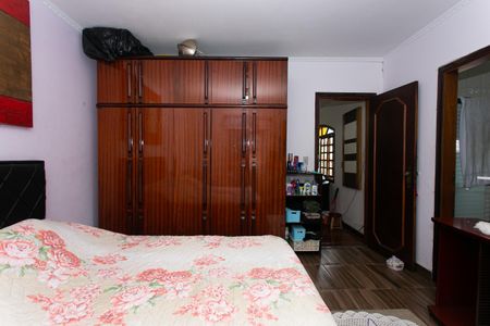 Casa à venda com 115m², 5 quartos e 2 vagasCasa 2 - Suíte
