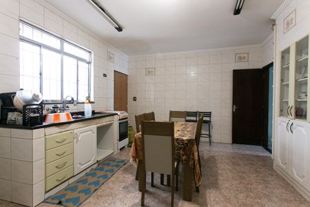 Casa à venda com 115m², 5 quartos e 2 vagasCasa 1 - Cozinha
