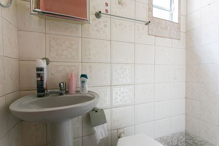 Casa à venda com 115m², 5 quartos e 2 vagasCasa 1 - Banheiro da Suíte