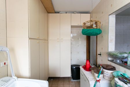 Casa à venda com 115m², 5 quartos e 2 vagasCasa 2 - Área de Serviço