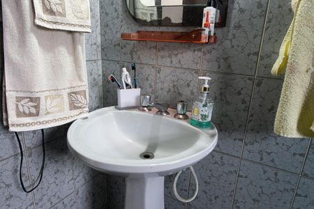 Casa à venda com 115m², 5 quartos e 2 vagasCasa 2 - Banheiro Social