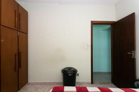 Casa à venda com 115m², 5 quartos e 2 vagasCasa 1 - Quarto 1