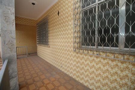 Casa à venda com 300m², 5 quartos e 6 vagasVaranda