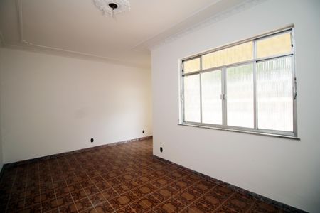 Casa à venda com 300m², 5 quartos e 6 vagasSala