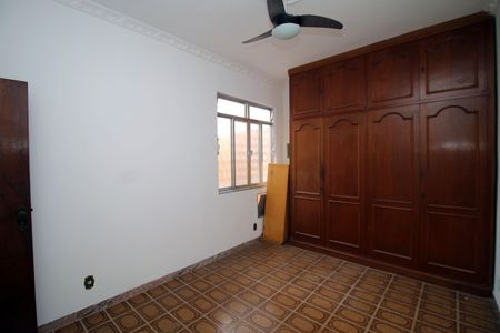 Casa à venda com 300m², 5 quartos e 6 vagasQuarto 2