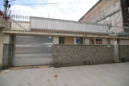 Casa à venda com 300m², 5 quartos e 6 vagasFachada da casa