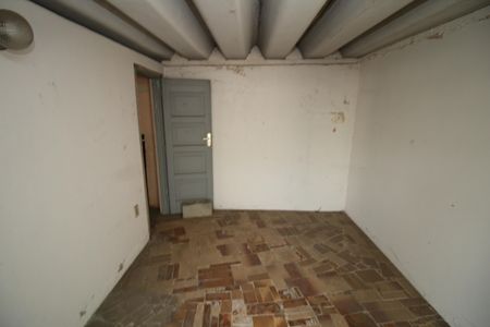 Casa à venda com 300m², 5 quartos e 6 vagasSótão