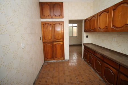 Casa à venda com 300m², 5 quartos e 6 vagasCozinha