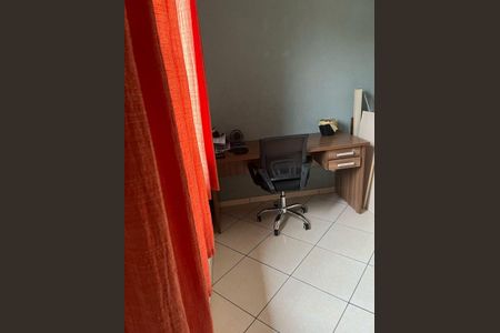 Casa à venda com 196m², 4 quartos e 2 vagas Casa à venda com 196m², 4 quartos e 2 vagasQuarto 3