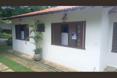 Casa de condomínio para alugar com 2600m², 4 quartos e 6 vagas Casa de condomínio para alugar com 2600m², 4 quartos e 6 vagasplaquinha instalada