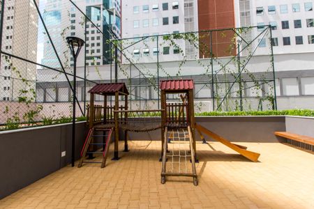 Apartamento à venda com 344m², 3 quartos e 4 vagasÁrea comum - Playground