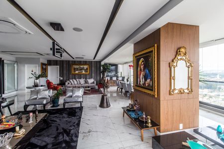 Apartamento à venda com 344m², 3 quartos e 4 vagasSala