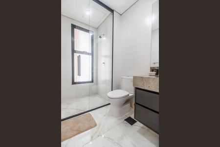 Apartamento à venda com 344m², 3 quartos e 4 vagasBanheiro da Suíte 2