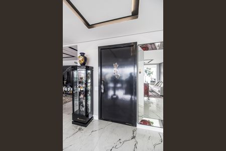 Apartamento à venda com 344m², 3 quartos e 4 vagasEntrada