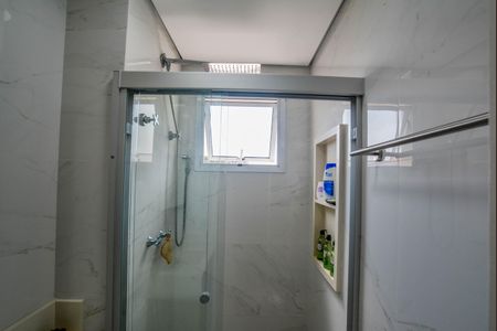 Apartamento à venda com 90m², 2 quartos e 2 vagasBanheiro da Suíte