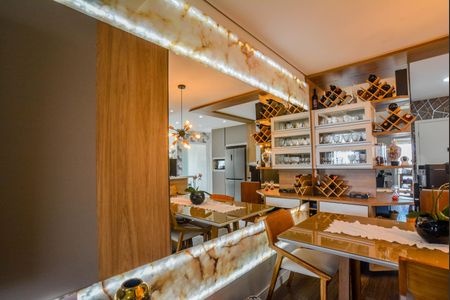 Apartamento à venda com 90m², 2 quartos e 2 vagasSala