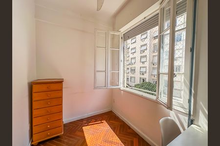 Apartamento à venda com 346m², 5 quartos e sem vagaQuarto 2
