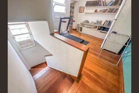 Apartamento à venda com 346m², 5 quartos e sem vagaQuarto 5