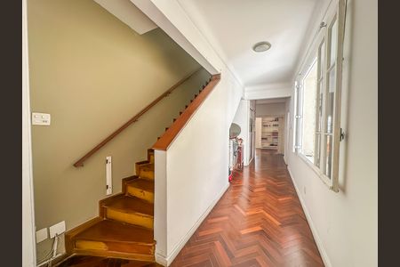 Apartamento à venda com 346m², 5 quartos e sem vagaEscada