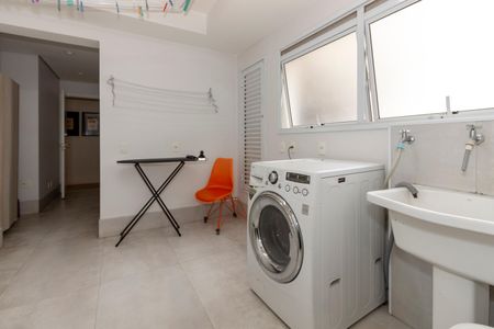 Apartamento à venda com 258m², 4 quartos e 4 vagasÁrea de Serviço