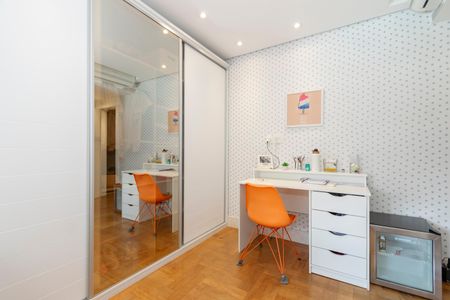 Apartamento à venda com 258m², 4 quartos e 4 vagasSuíte 2