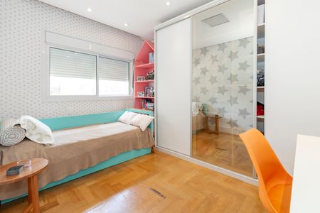 Apartamento à venda com 258m², 4 quartos e 4 vagasSuíte 2