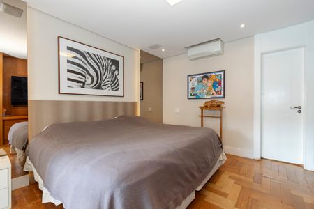 Apartamento à venda com 258m², 4 quartos e 4 vagasSuíte 1