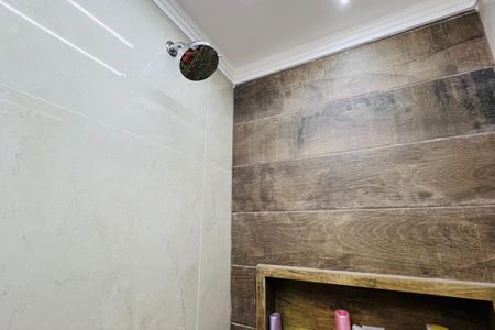 Apartamento à venda com 62m², 2 quartos e 1 vaga Apartamento à venda com 62m², 2 quartos e 1 vagaBanheiro