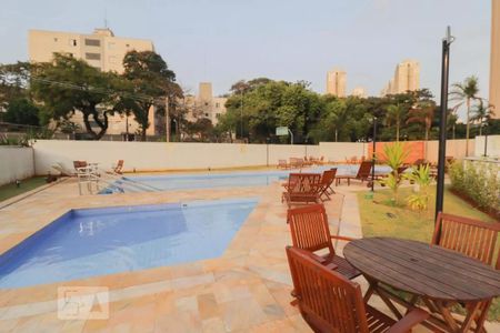 Apartamento à venda com 62m², 2 quartos e 1 vaga Apartamento à venda com 62m², 2 quartos e 1 vagaÁrea comum - Piscina