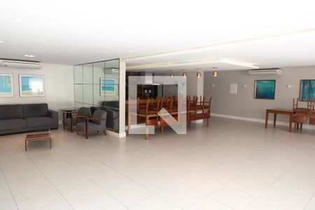 Apartamento à venda com 62m², 2 quartos e 1 vaga Apartamento à venda com 62m², 2 quartos e 1 vagaÁrea comum - Salão de Festas