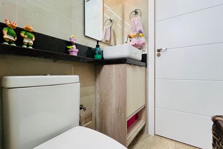 Apartamento à venda com 62m², 2 quartos e 1 vaga Apartamento à venda com 62m², 2 quartos e 1 vagaBanheiro da Suíte