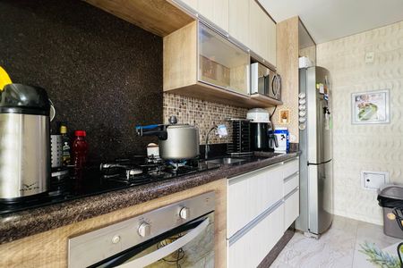 Apartamento à venda com 62m², 2 quartos e 1 vaga Apartamento à venda com 62m², 2 quartos e 1 vagaCozinha e Área de Serviço