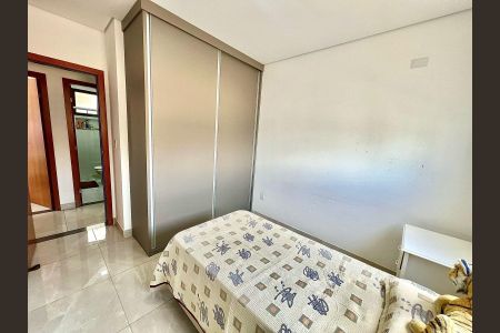 Apartamento à venda com 200m², 3 quartos e 2 vagasQuarto 1