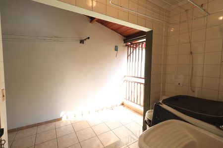 Casa à venda com 302m², 3 quartos e 3 vagasÁrea de Serviço