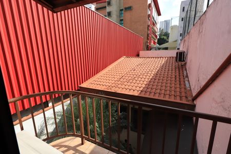 Casa à venda com 302m², 3 quartos e 3 vagasSacada Suíte