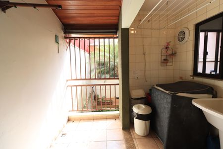 Casa à venda com 302m², 3 quartos e 3 vagasÁrea de Serviço