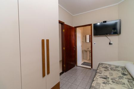 Casa à venda com 254m², 2 quartos e 5 vagasSuíte 2