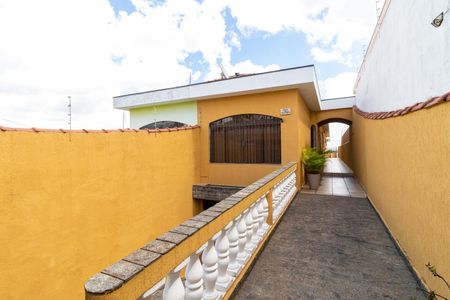 Casa à venda com 254m², 2 quartos e 5 vagasFachada