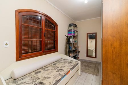 Casa à venda com 254m², 2 quartos e 5 vagasSuíte 2